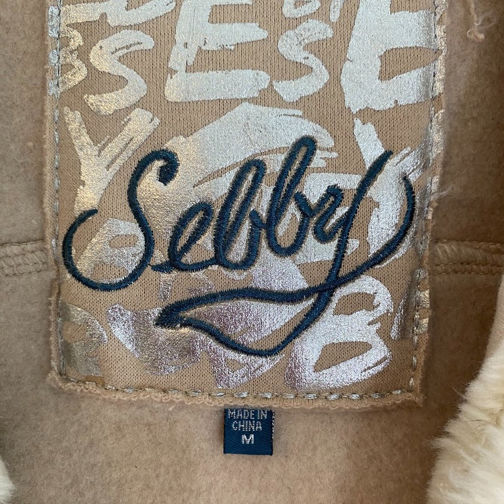 Sebby Faux Fur Cozy Cream Hooded Sleeveless Vest NWOT Women's Size Medium - Picture 4 of 12